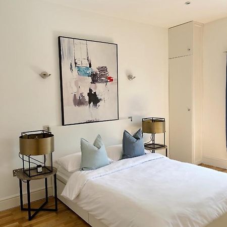 Modern And Light 2 Bed Flat In Sw2 Londres Exterior foto